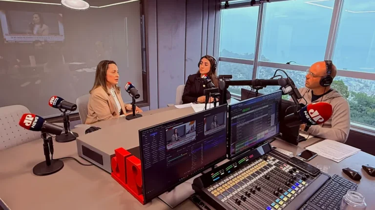 Nisandra Bueno Pan, co-founder da Linvo, fala sobre o mercado de lavanderias self-service no estúdio da Jovem Pan News Floripa